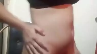 Today Exclusive- Sexy Desi Girl Nude Dancing