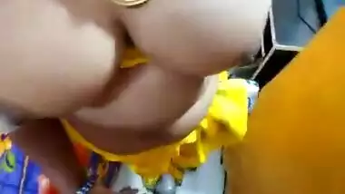 Indian Desi Mature Bhahbi Nice Boob Show