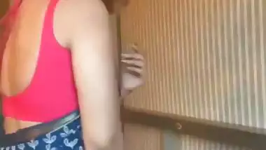 Kolkata babe Nikita strips in the Indian girl nude MMS