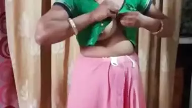 Anjli Slut dressing desi video