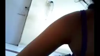 Big boobs Delhi college girl home sex during group study!