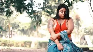 Big boobs model indrani photoshoot video – 3