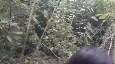 Lady cheats on her husband and enjoys outdoor Nepali sex