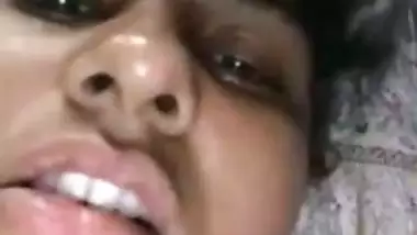 Horny GF Indian pussy exposed on live video call