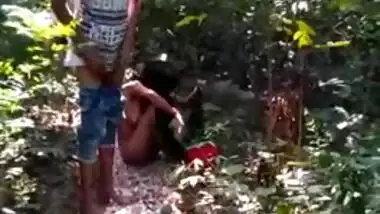 Shy indian lovers caught fucking in the outdoor by local guys