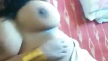 Indian Telugu Horny Bhabhi with huge boobs