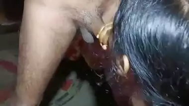 Desi sexy bhabi suck her devar dick