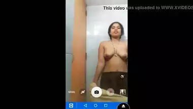 Bangladeshi wife stripped MMS video trickled