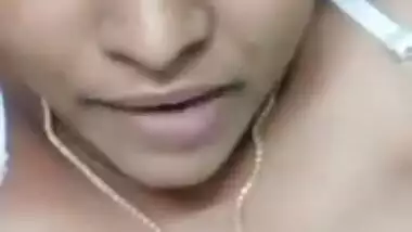 Desi bhabi sexy boobs