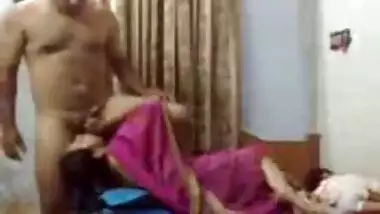 Kanpur village mai desi maid ka garma garam chudai mms