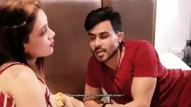 Hottest Indian Girl Has Early Morning Hardcore Sex
