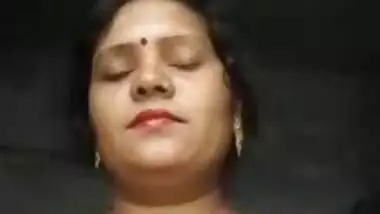 Nidhi Bhabhi Hot Live Pussy Show With Live Cam