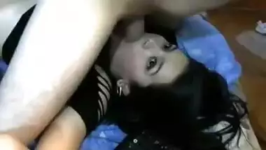 Desi XXX video of beautiful amateur girl sucking boyfriend's penis