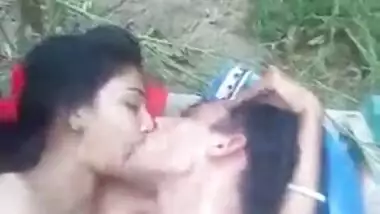 Desi couples outdoor sex selfie video looks fantastic