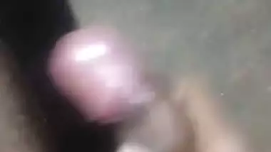 Indian man’s masturbation video with cum