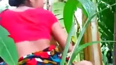 Desi Bhabhi riding in jungle