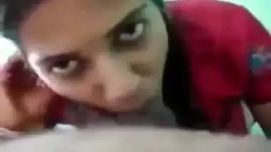 Newly married bhabhi giving blowjob to husband