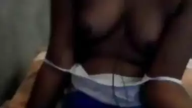 Lankan Babe VC call With BF Showing Boobs