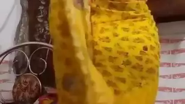 Desi village aunty big boobs