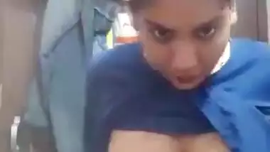 Cute Desi girl Shows her Boobs and Pussy