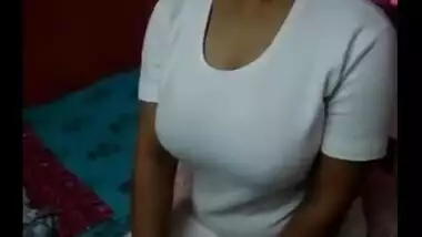 XXX Hindi sex clip of desi bhabhi ki chudai by devar