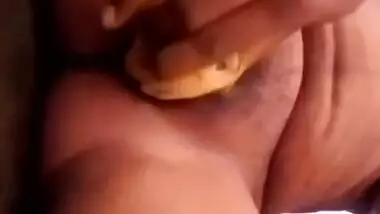 Tamil Wife Pussy In Bannana