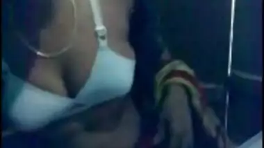 village aunty showing boobs