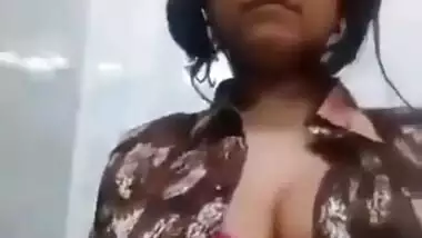 Horny Booby Desi Girl Nude Selfie Video