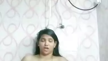 Exclusive- Sexy Indian Girl Fingering In Bathroom Part1