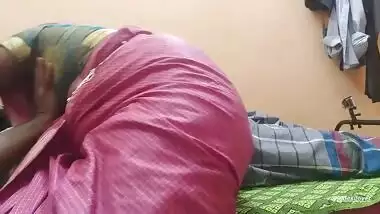 Friend's Desi wife is a slut that comes to the man for XXX session