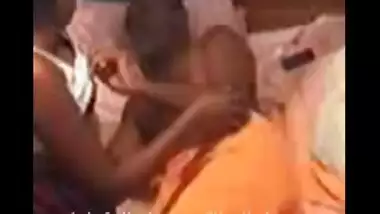 Srirlankan Couple Get hard Home Sex