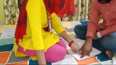 To Bacche Batao Aaj Kya Kya Padta Hai