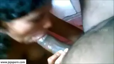 Bengali Sex Video Showing Married Lady Deep Throating Lover’s Dick