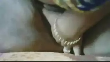 Horny Desi Aunty Fingering Her Fat Pussy While Recording
