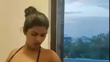 Nidhi Goel Showing Boobs in Kitchen