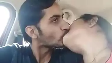 desi couple hot lip lock