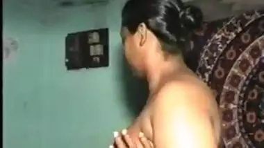 beautiful big mallu aunty