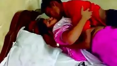 Bengali couple smooch kissing and boob press and sucking with bengali audio