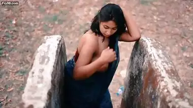 Big boobs model Neelam photoshoot video – 1