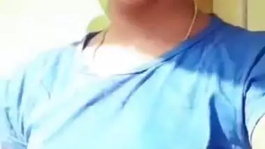 Tamil girl Braless Tiktok Video Nipple Visible