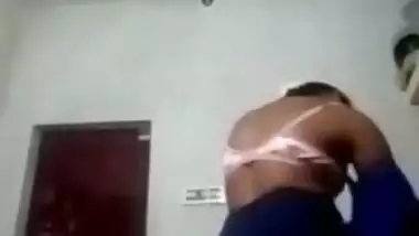 Saree Stripping Tamil Maami