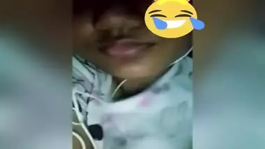 Today Exclusive- Cute Desi Girl Showing Her Boobs On Video Call