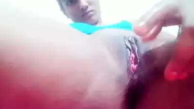 Hardcore Tamil pussy fingering selfie video
