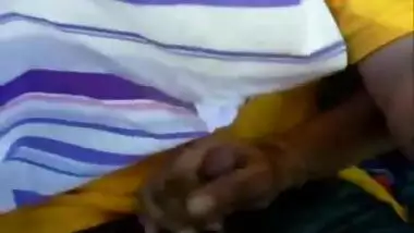 Mallu Girl Handjob On Car