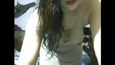 Indian Girlfriend After Shower Showing Herself Naked On Webcam Show