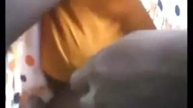 Indian guy touching and rubbing women tits in bus