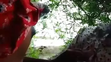 Desi lover outdoor fucking