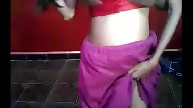 Newly married bhabhi home sex with cousin