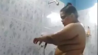 Today Exclusive- Desi Bbw Bhabhi Record Her Bathing Video Part 6