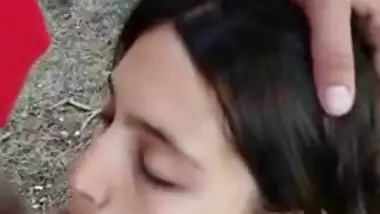 Desi Cute Outdoor Girl Leaked videos part 6